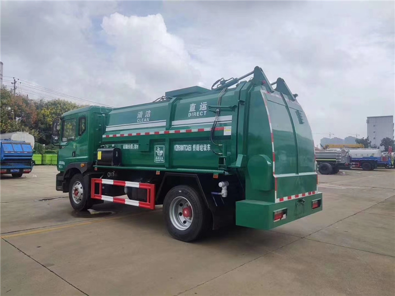 東風(fēng)10方11方餐廚垃圾車(方罐)