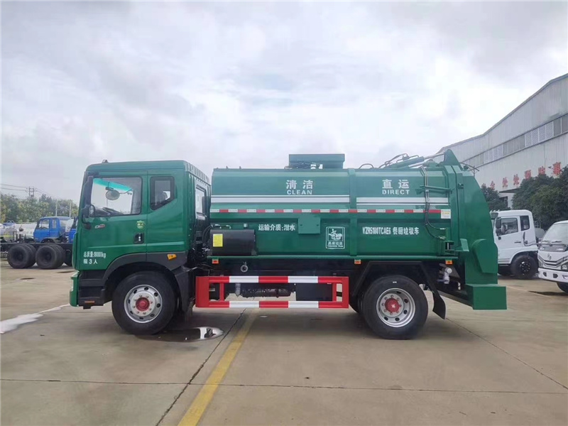 東風(fēng)10方11方餐廚垃圾車(方罐)