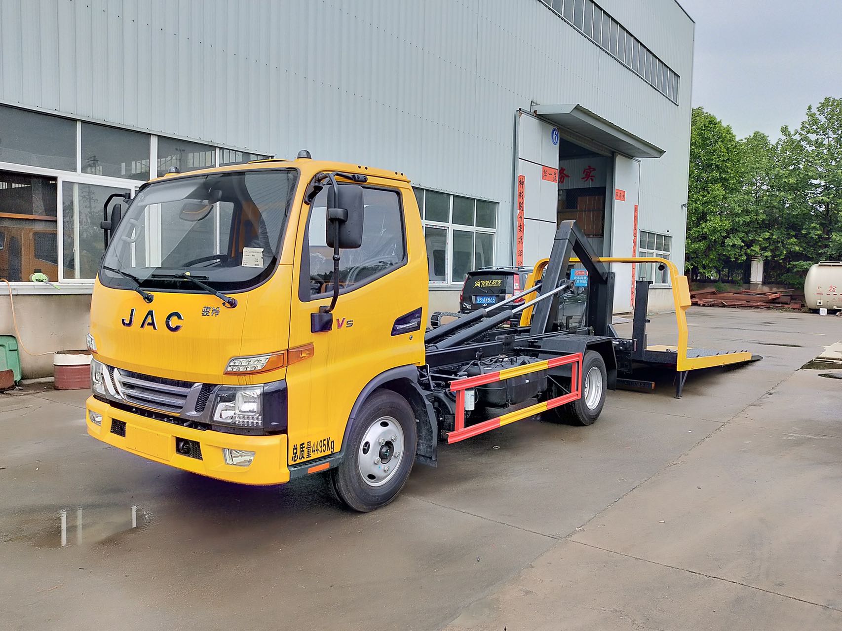 ���������{��һ�϶�����܇